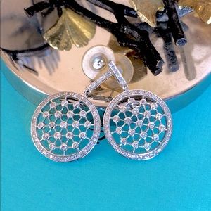 Gift 🎁Rhodium plated .925 Sterling Silver spider web simulated Diamond Earrings